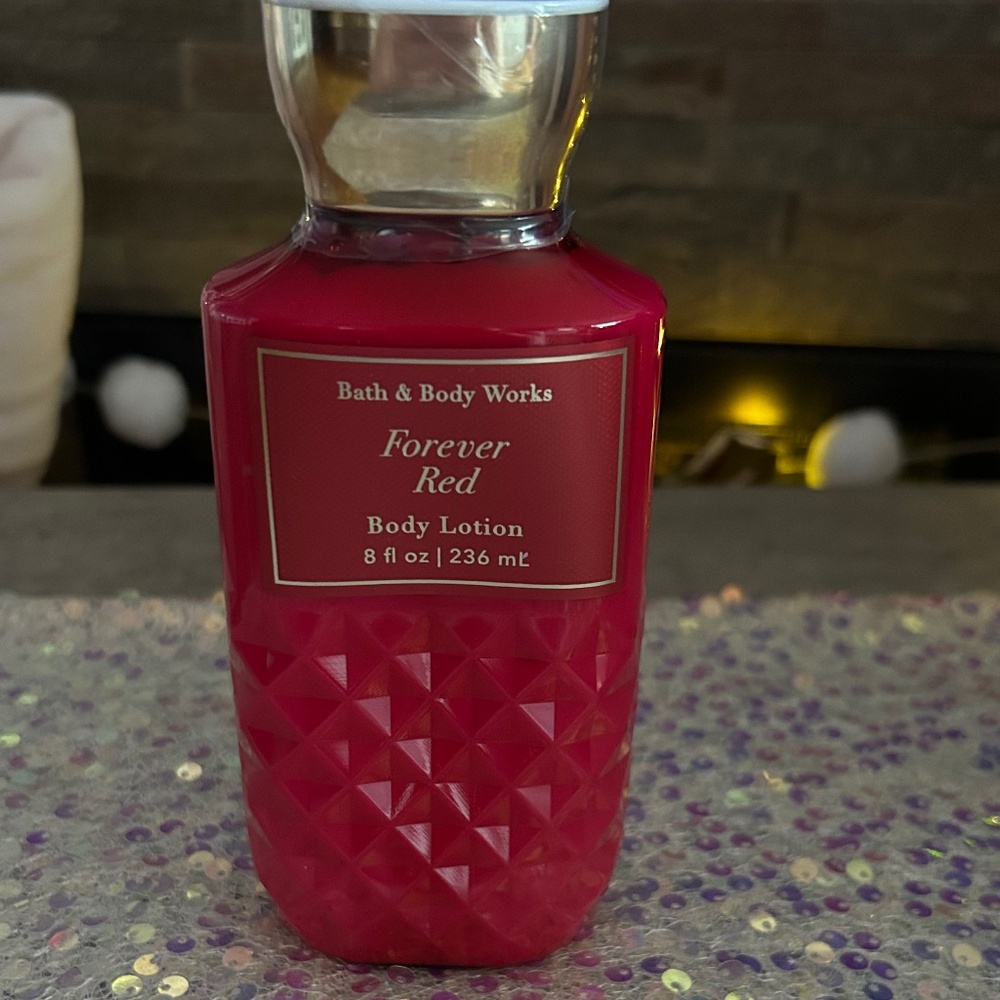 BBW Forever Red body lotion